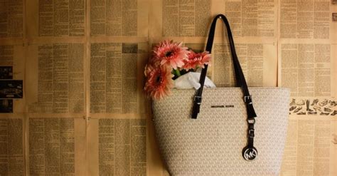 michael kors warranty handbags|Michael Kors complaint department.